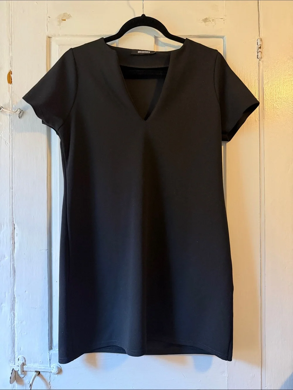 Misguided Classic Black V-Neck Short Sleeve Shift Dress